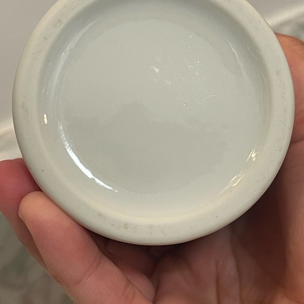 Chinese Porcelain Ceramic Blue White Plum Blossoms Vase Brush Pot 7” T - Picture 9 of 12